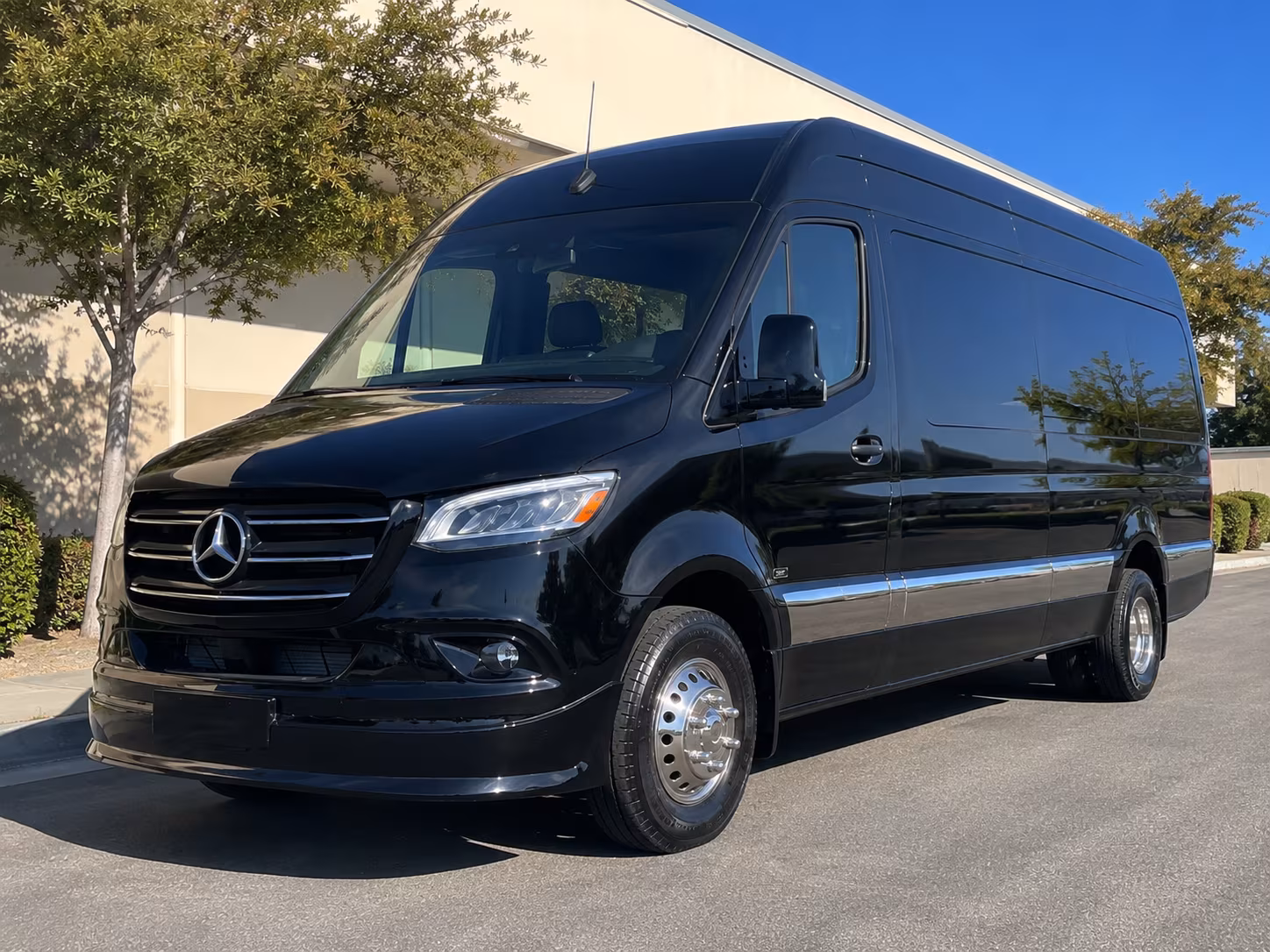 find the perfect transportation for your next private event 4