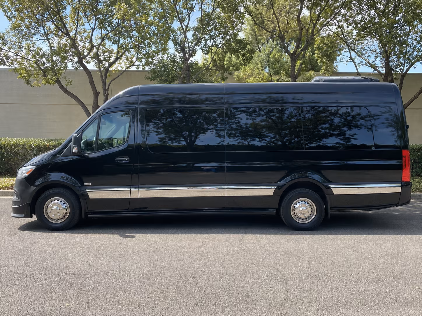 find the perfect transportation for your next wedding 4