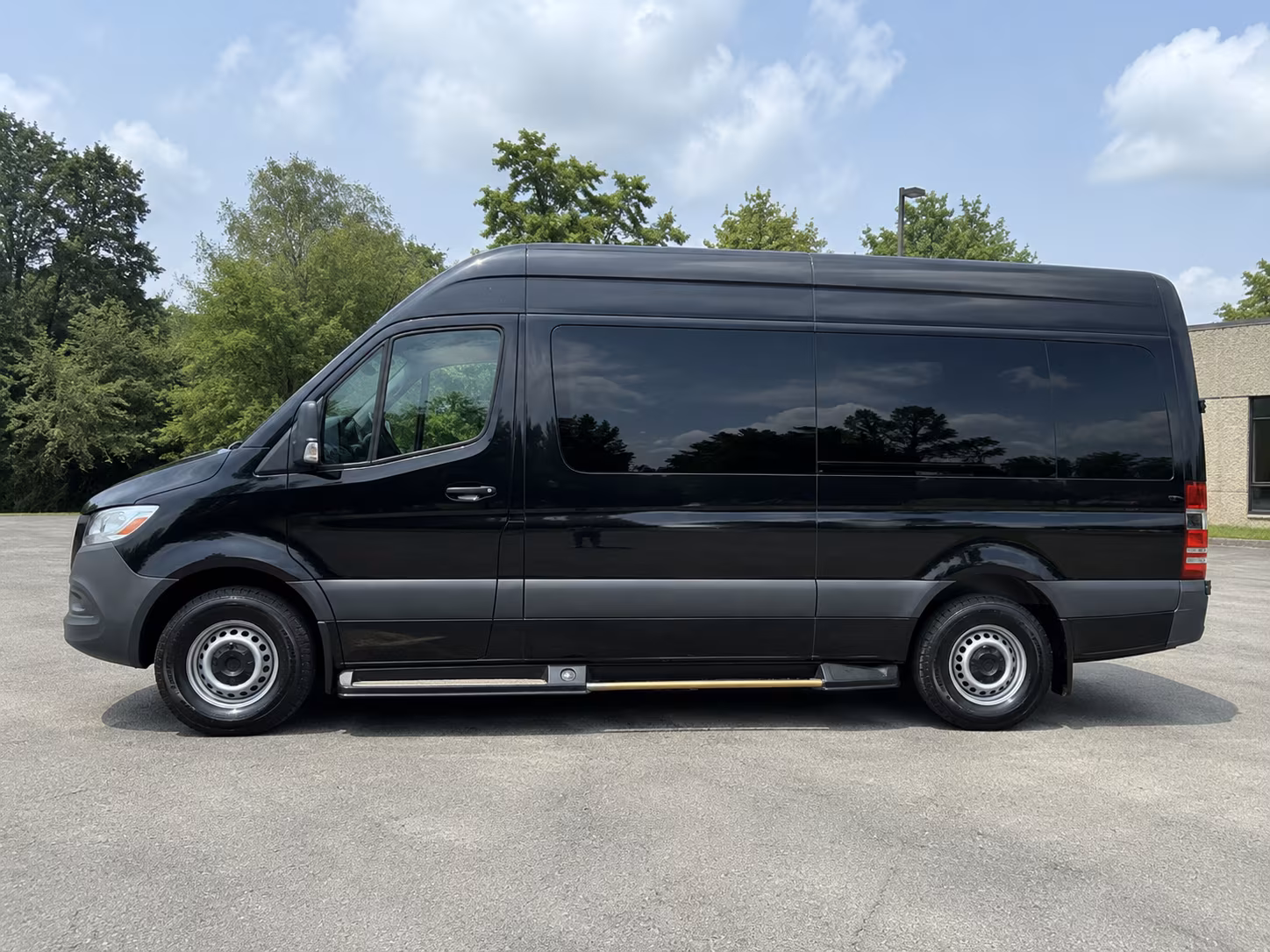 mobile 12 passenger sprinter van